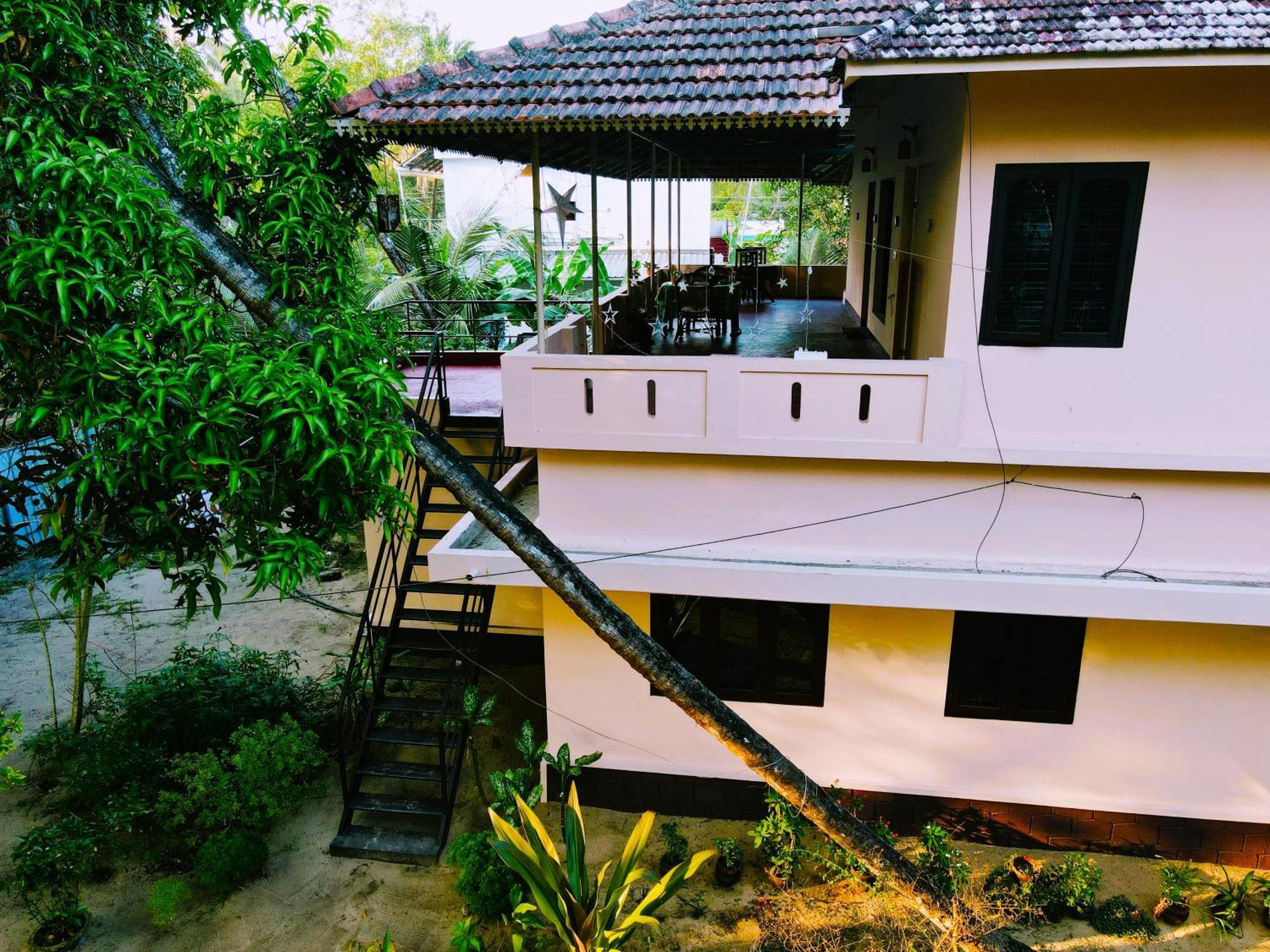 Bella Beach Villa Марарикулам Екстериор снимка